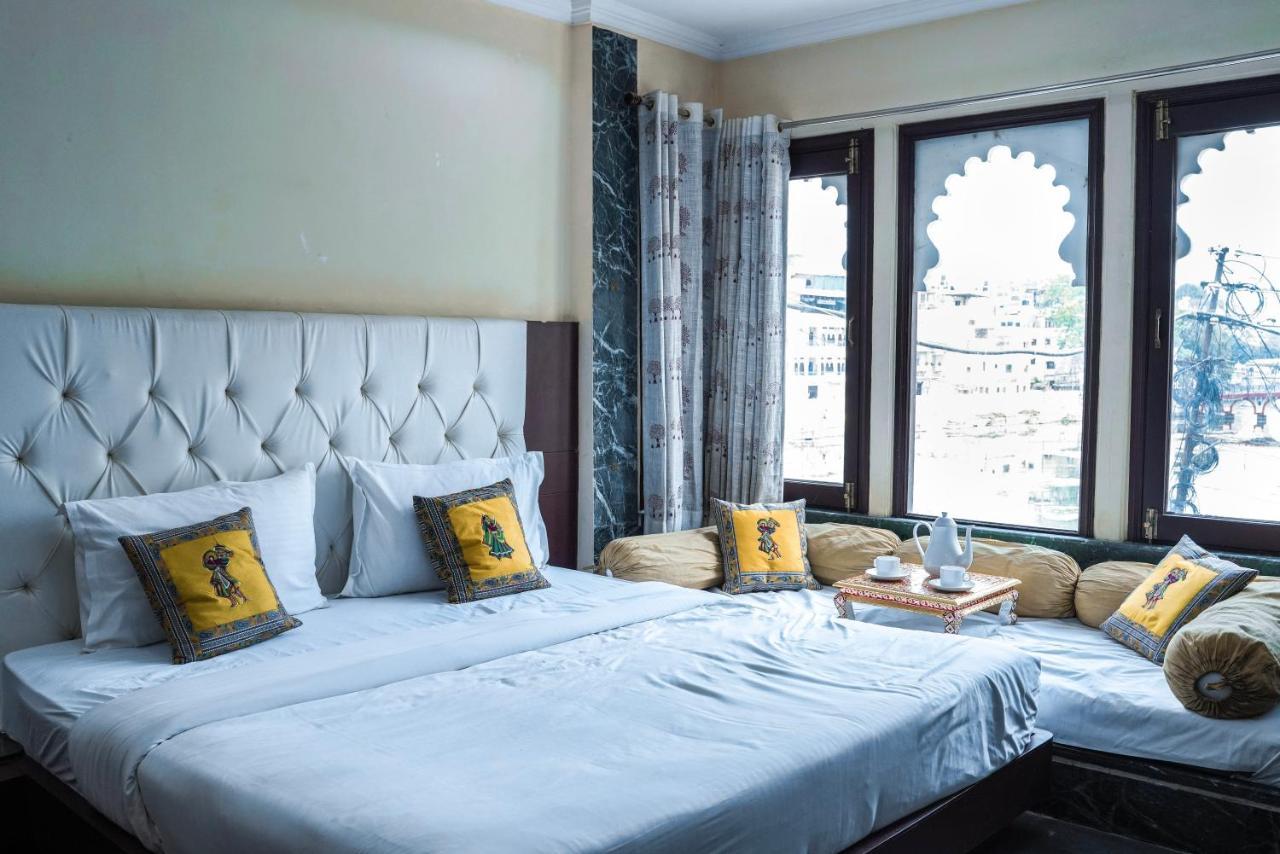 Hide-In Udaipur - A Lake View Boutique Hotel Esterno foto