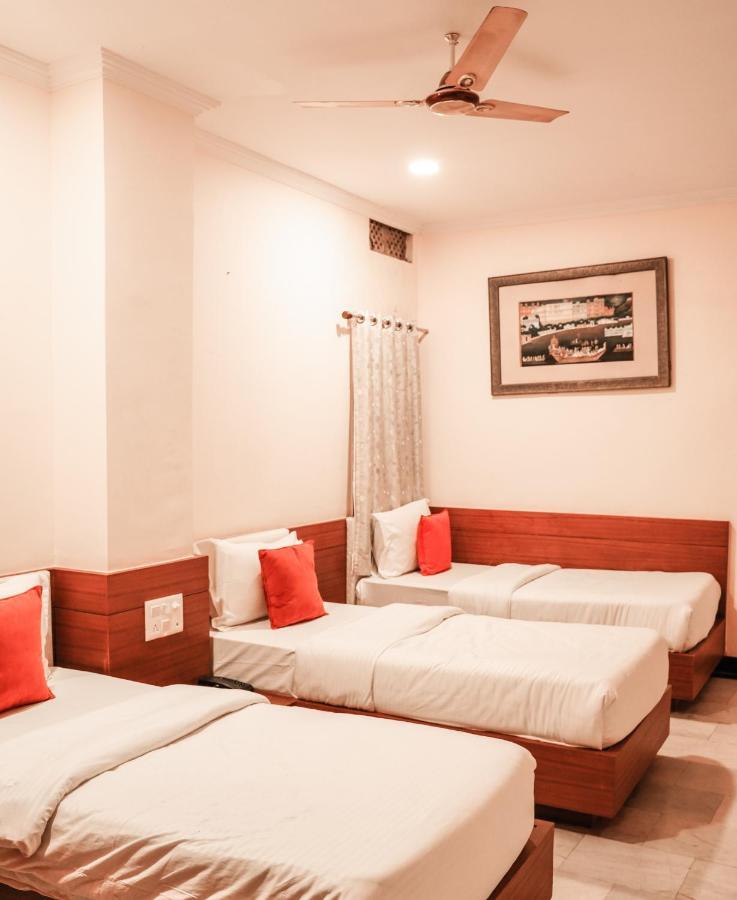 Hide-In Udaipur - A Lake View Boutique Hotel Esterno foto