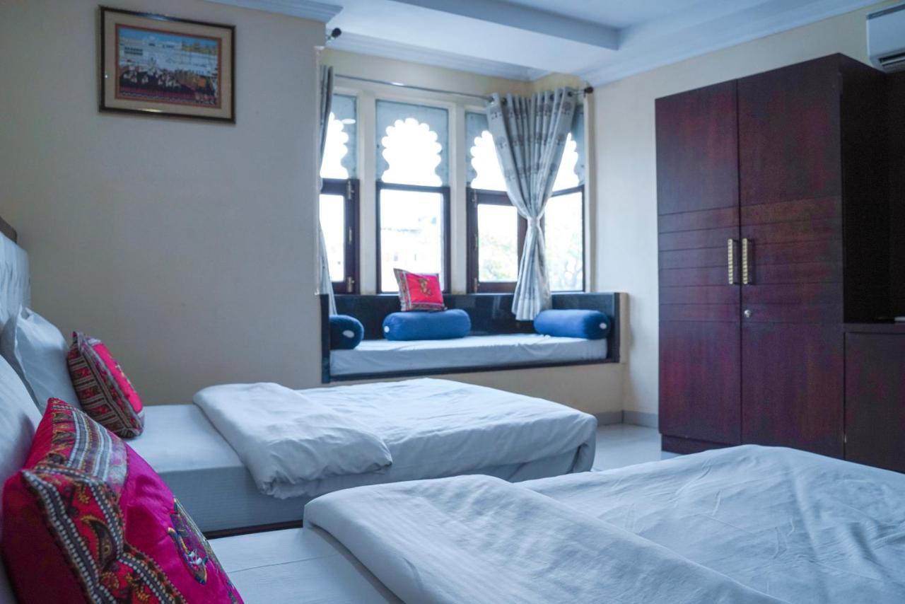 Hide-In Udaipur - A Lake View Boutique Hotel Esterno foto