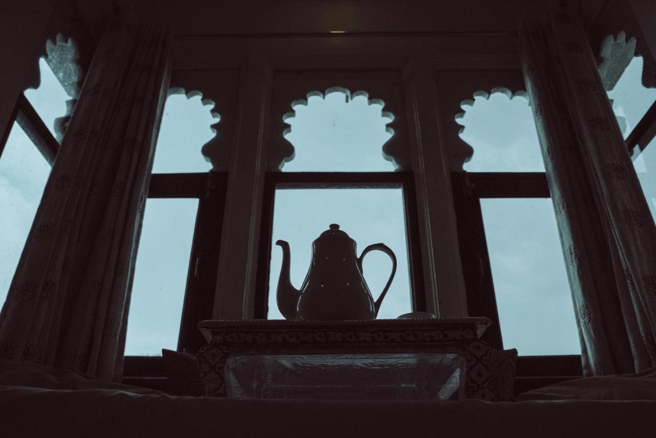 Hide-In Udaipur - A Lake View Boutique Hotel Esterno foto