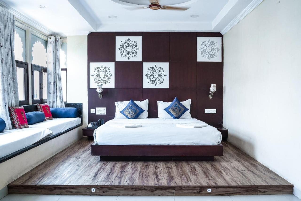 Hide-In Udaipur - A Lake View Boutique Hotel Esterno foto
